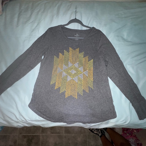 American Eagle oversized long sleeve tee - Picture 2 of 3